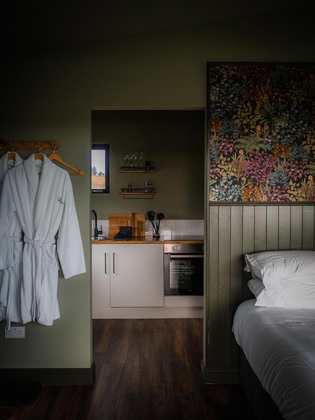 Wild Hideaways Luxury Lodges And Eco Spa Bantry Bagian luar foto